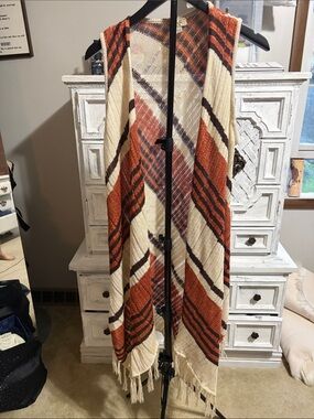 ONE WORLD Cream and Rust Striped Knit Vest with Fringe